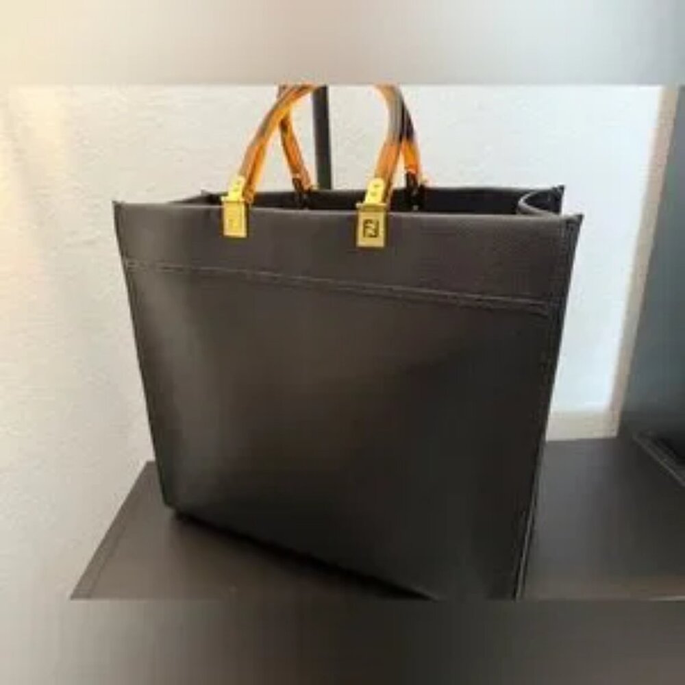 Gorgeous Black Tote Bag. Like New! - Picture 3 of 10